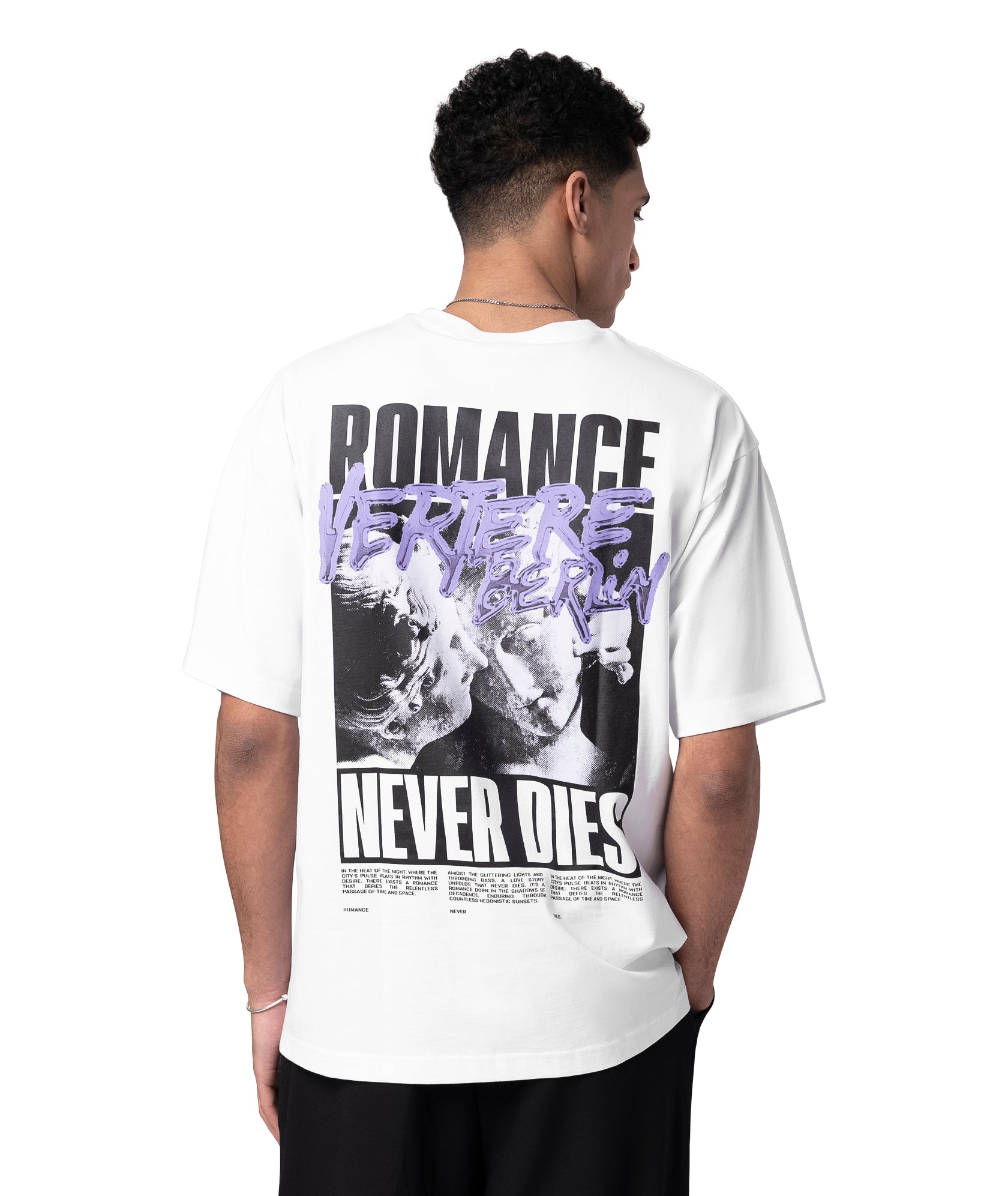 ROMANCE NEVER DIES T-SHIRT - WHITE